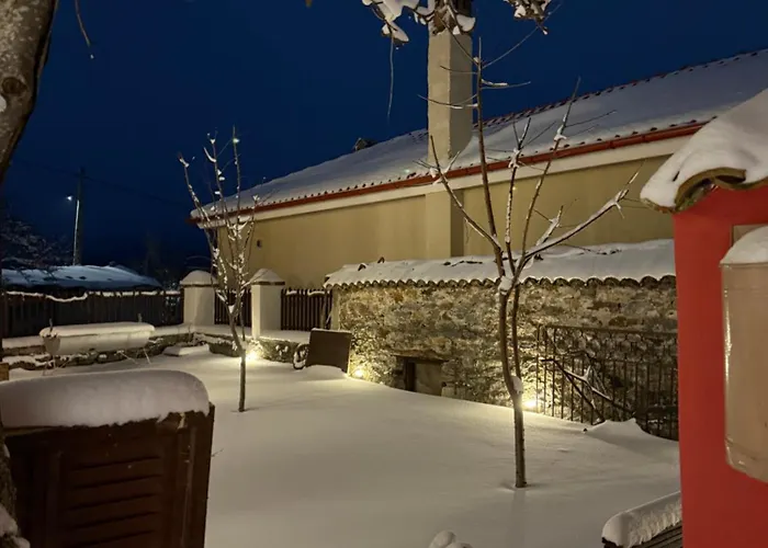 Pefkas Hill Vila Nezerós